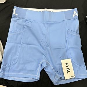 AYBL shorts size M